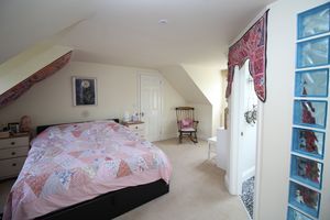 Photo 17- click for photo gallery